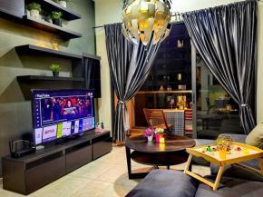 Petalz Luxury Suite 10Pax MID VALLEY OLD KLANG ROAD OUG KLANG LAMA KL